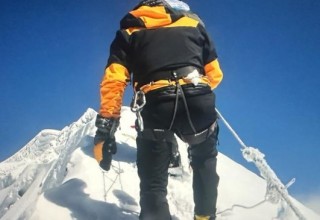 Lobuche Peak Climb